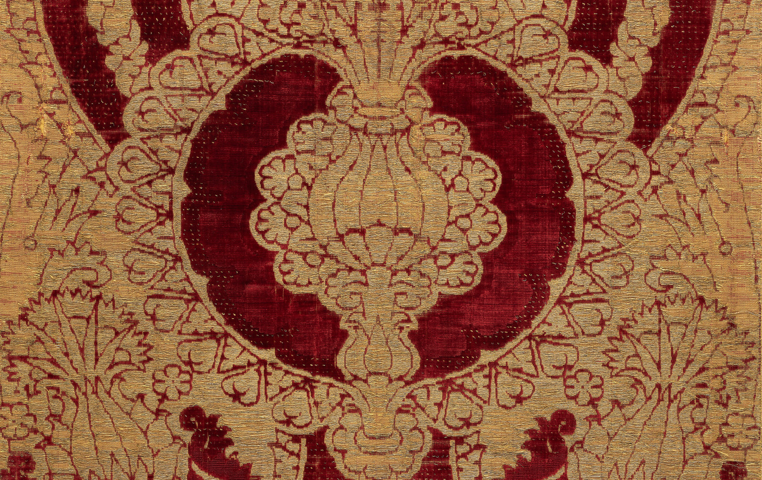 Silk Velvet with Gold in Pomegranate Pattern (detail) Italy, possibly Florence Cleveland Museum of Art, 1450–1500