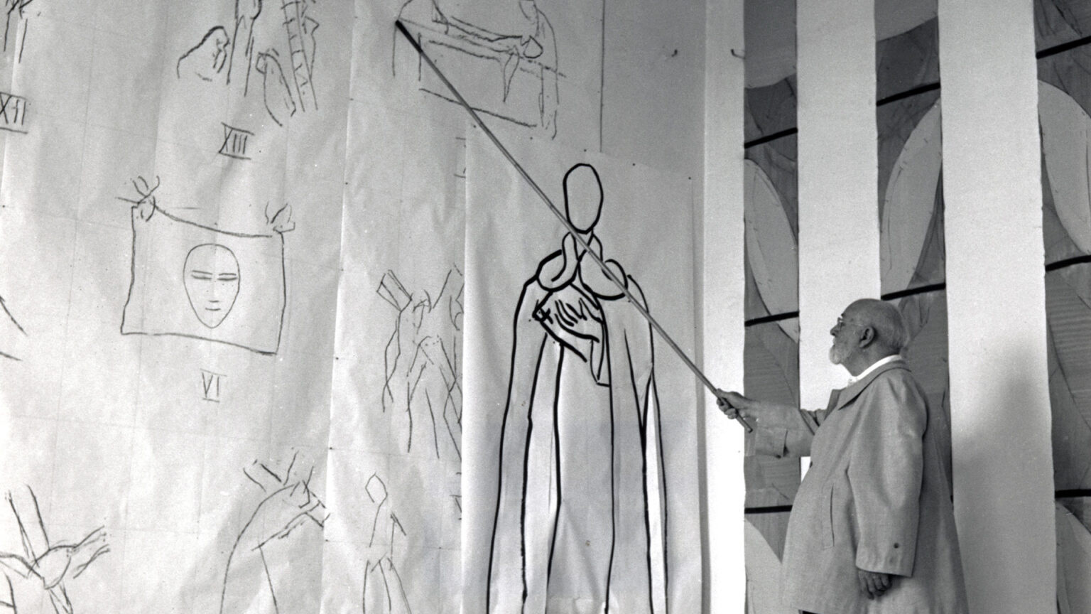 Henri Matisse working on preparatory drawings for the Stations of the Cross, Chapelle du Rosaire, Vence, c. 1949–51.